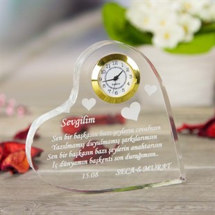 Kişiye Özel Kalp Tasarımlı Pleksi Dekoratif Biblo Saat ve Gül Kutusu