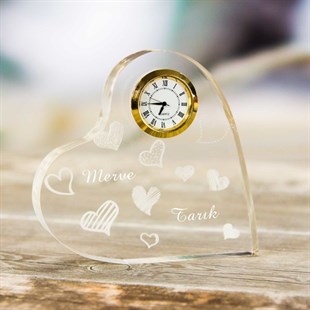 Kişiye Özel Kalp Tasarımlı Pleksi Dekoratif Biblo Saat ve Gül Kutusu M2