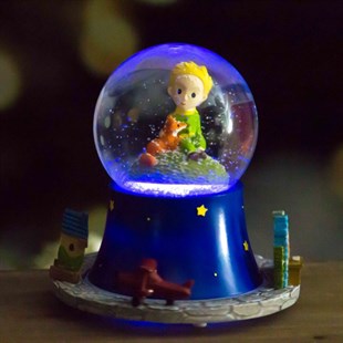 Le Petit Prince (Küçük Prens) Temalı 360 Derece Hareketli Işıklı Kar Küresi​ ve Müzik Kutusu